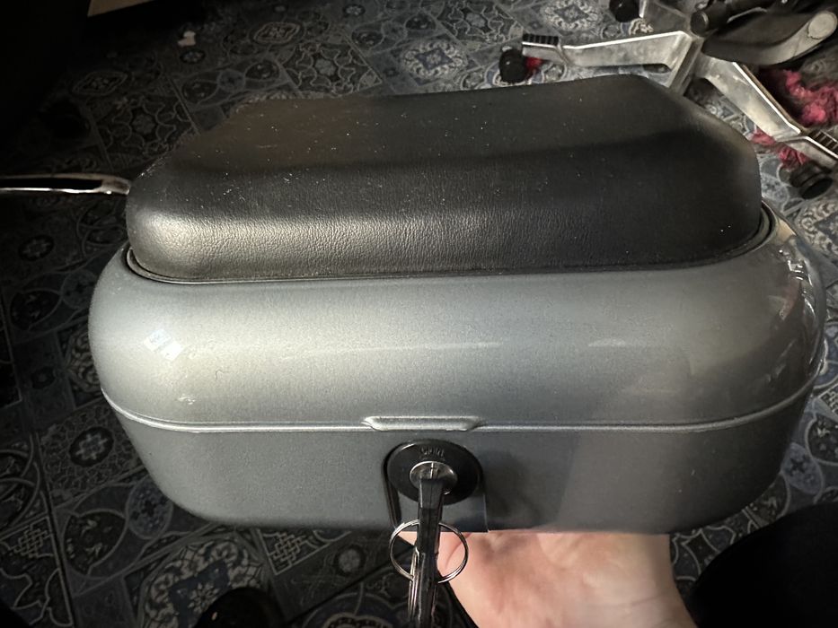 Бардачок, багажник Kugoo Kukirin M5 Pro