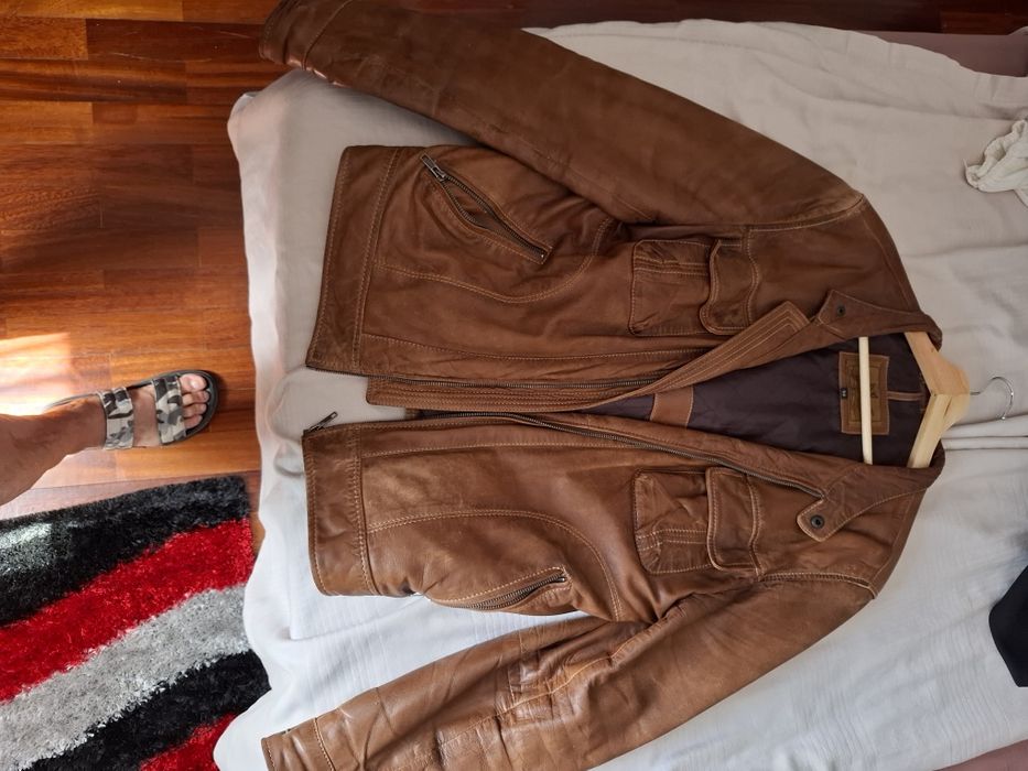 Casacos usados em bom estado