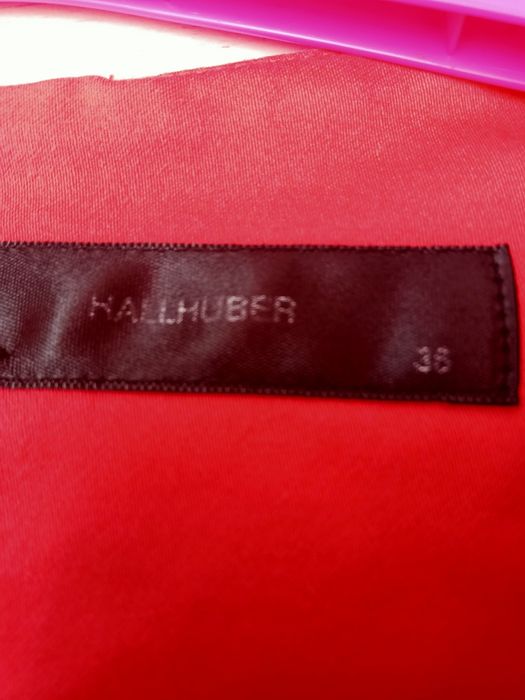 Sukienka r.36  malinowa hallhuber