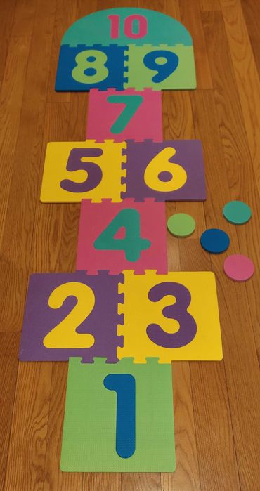 Tapete com jogo da macaca e puzzle em esponja + 4 malhas