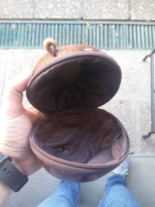 Mala medieval em madeira