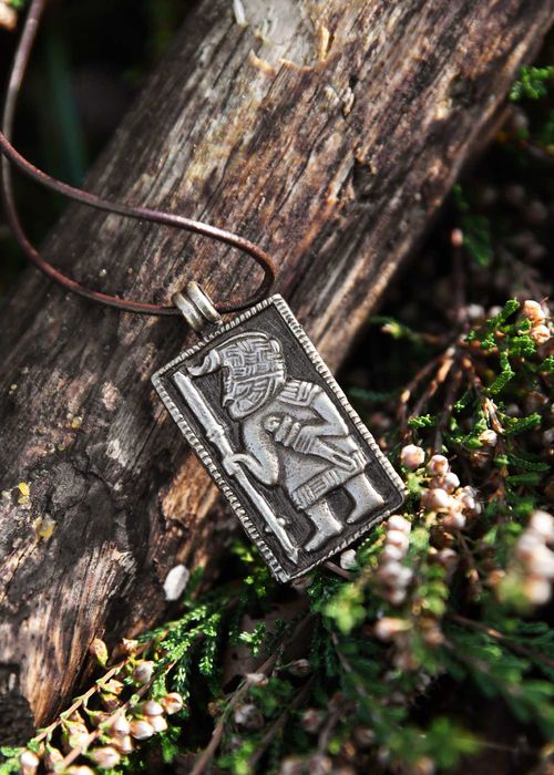 Skandynawski amulet, wisiorek z epoki Vendel, VI-VII wiek (replika)