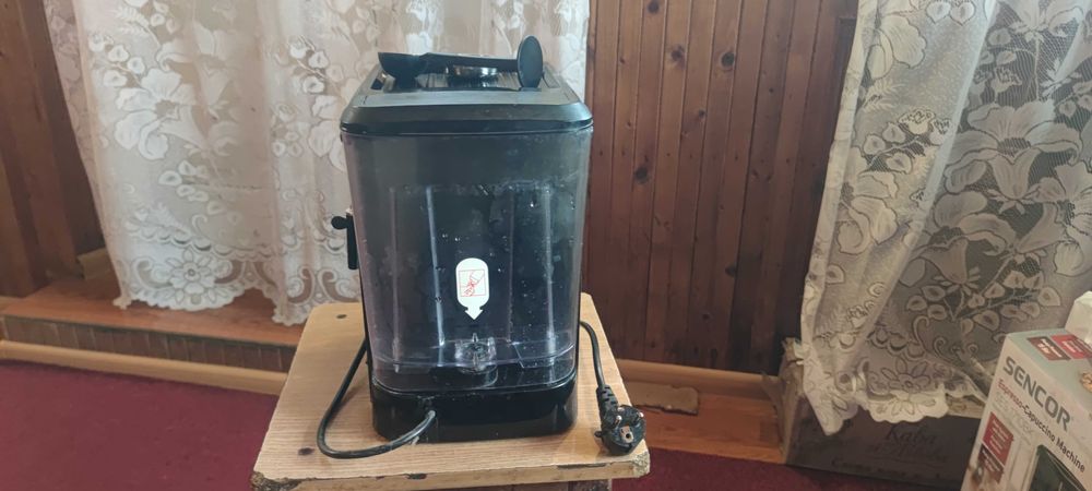 Кавоварка рожкова Sencor SES 1710BK(під відновлення або донор)