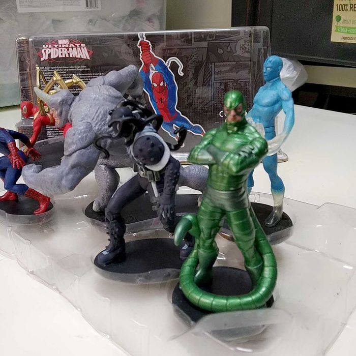 Disney Marvel Ultimate Spider-Man 6 PVC Figure Play Set [Spider-Man, Rhino, Agent Venom, Electro, Scorpion & Iron Spider]