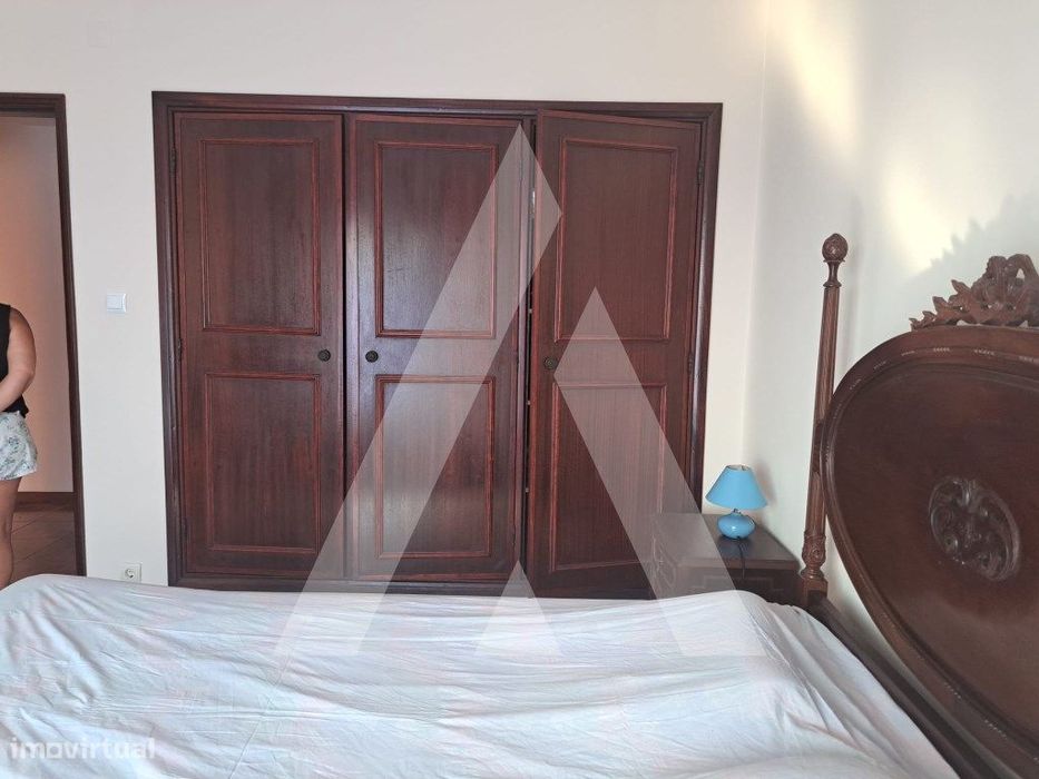 Apartamento T2 com terraço no Bairro do Liceu