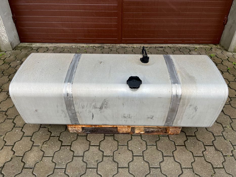 Zbiornik Paliwa Aluminiowy 650 Litrów do MERCEDES ACTROS MP2/MP3