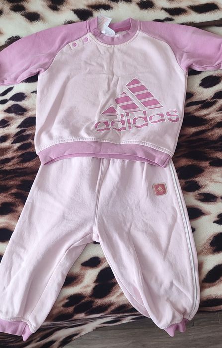 Спортивний костюм для дівчинки Adidas