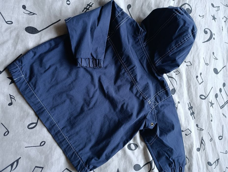 Дитячі куртки весна-осінь на хлопчика 1-2 роки 
Усі в хорошому стані