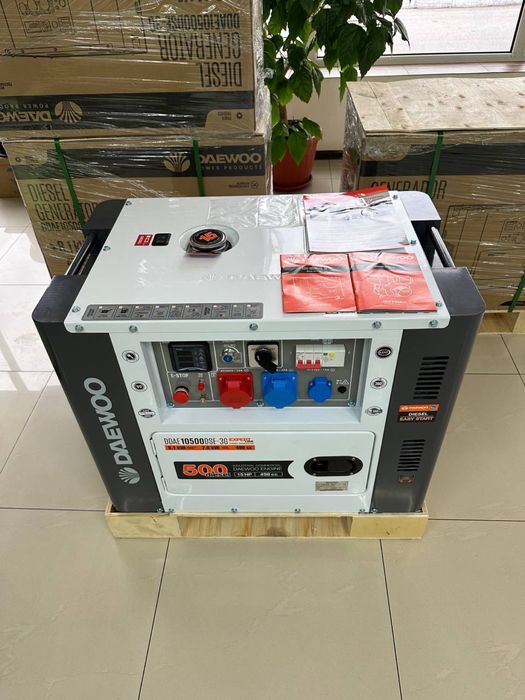 Дизельний генератор Daewoo DDAE 10500DSE-3G, 8.1 кВт