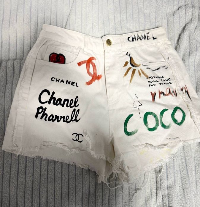 Шорты Chanel білі