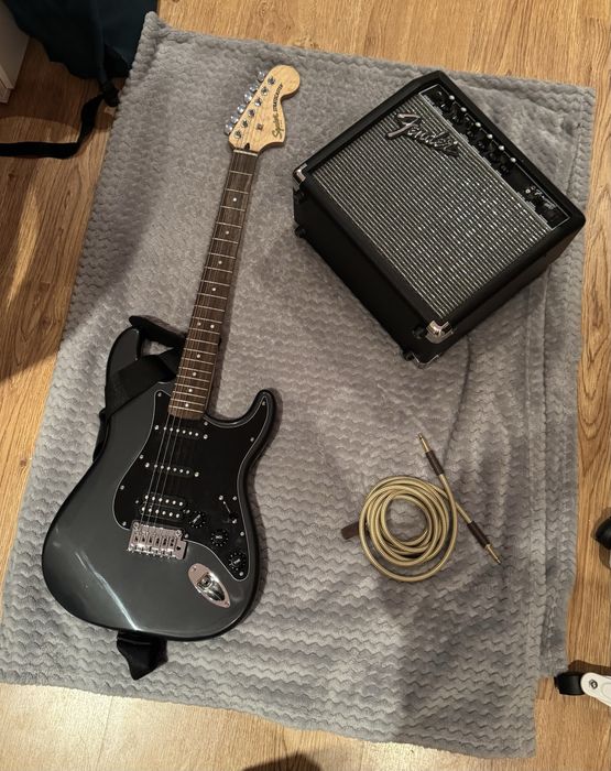 Pack Guitarra Elétrica Sonic Stratocaster Preta