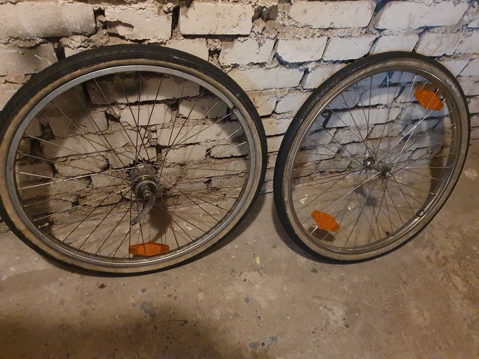 Zestaw kół do roweru 26 cali przód i tył z oponami schwalbe