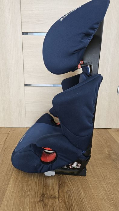 Fotelik samochodowy Maxi  Cosi Rodi  15-36 kg