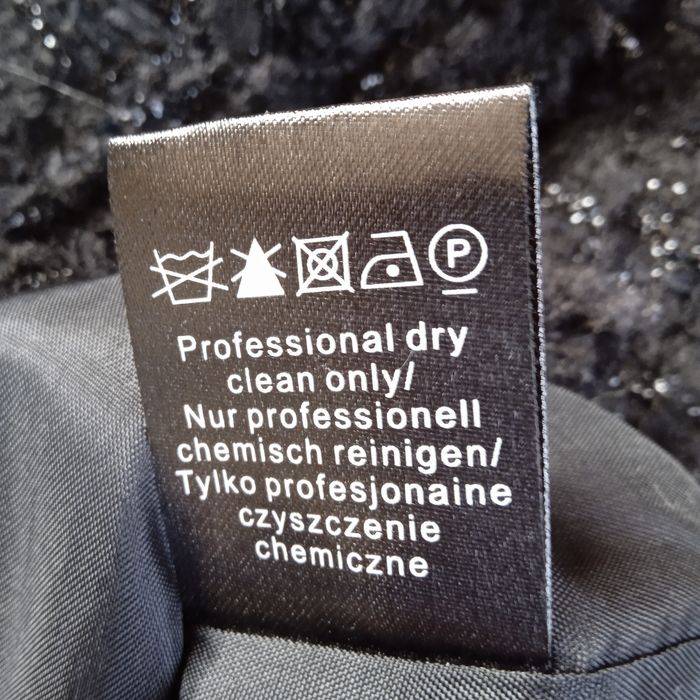 51%wełna 30% Acryl 11%poliester 8%nylon R M Stan idealny