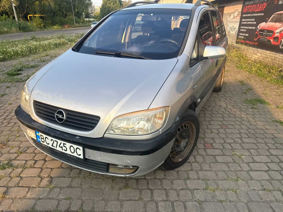 Opel Zafira A 2002