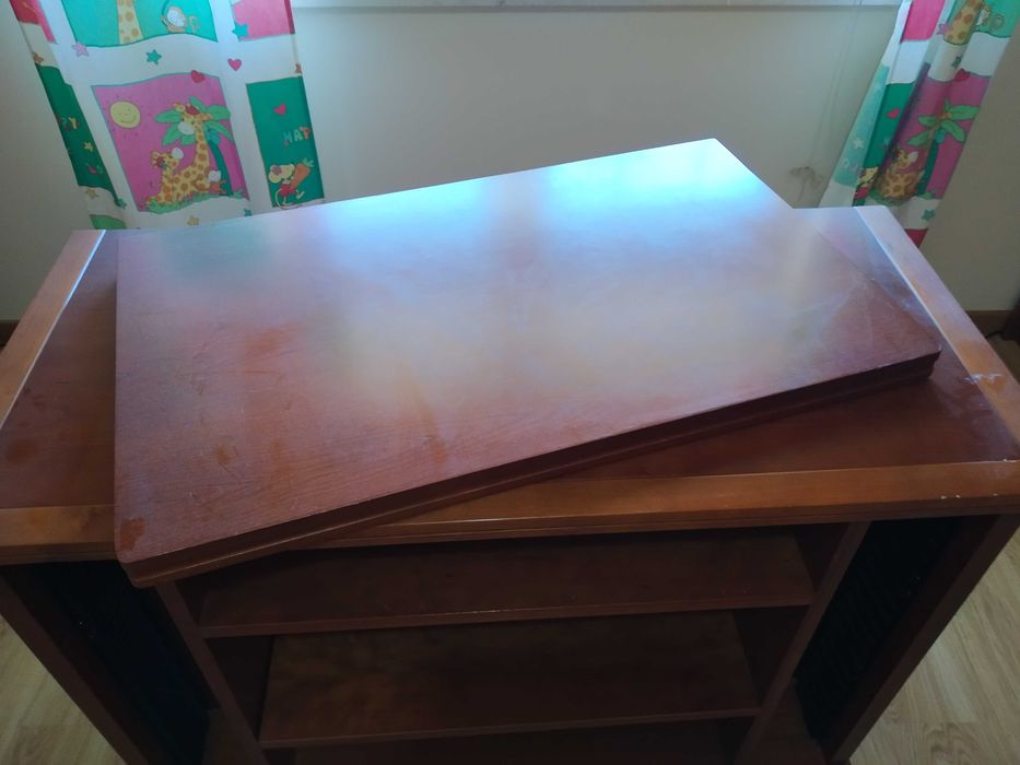 Móvel para TV com tampo rotativo(negociável)