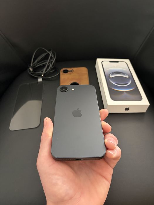 Iphone 16E de 128 gigas