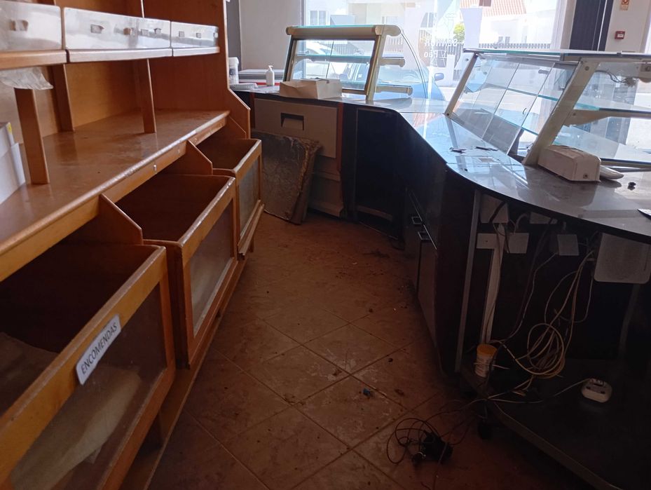 Vitrines refrigeradas e normais