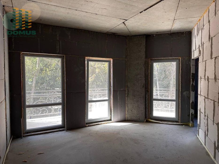 Срочно 1 комн в ЖК "Авиньон" Дом сдан. Таирова! Газ!