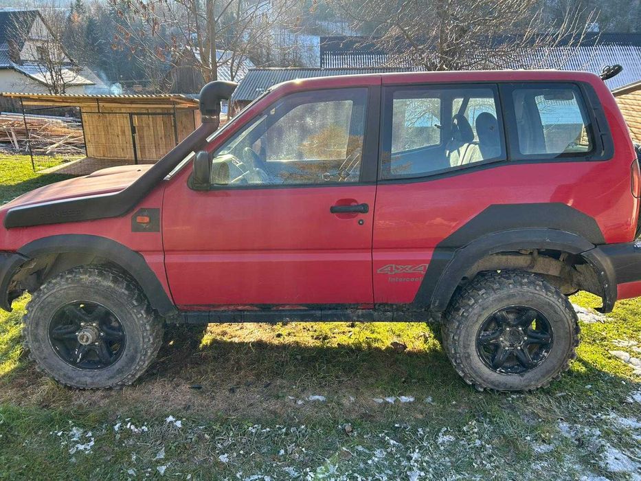 Samochód terenowy Nissan Terrano