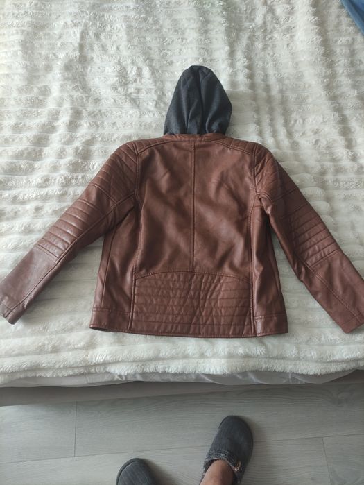 Продам куртку на флісі, дуже хорошої якості!!!