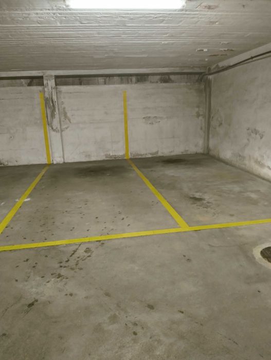Lugar de garagem Av. Alcaides Faria