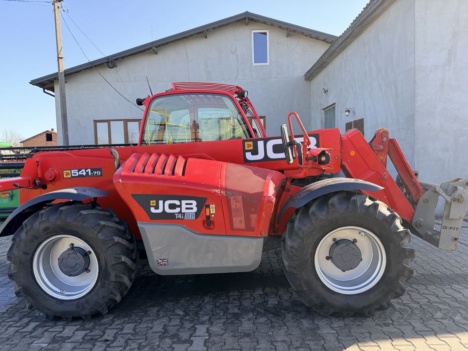 JCB  541-70 Телескопічний навантажувач
