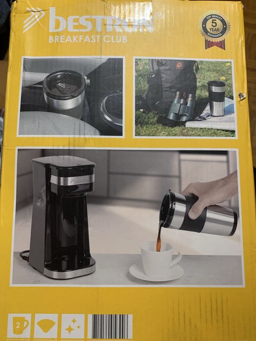 Cafeteira com copo