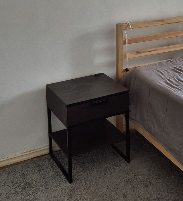 Mesa de cabeceira