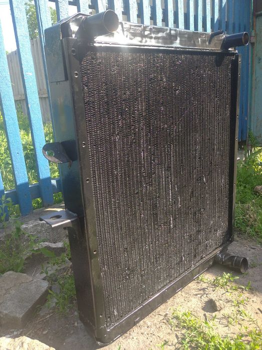 Радиатор МАЗ в очень хорошем состоянии