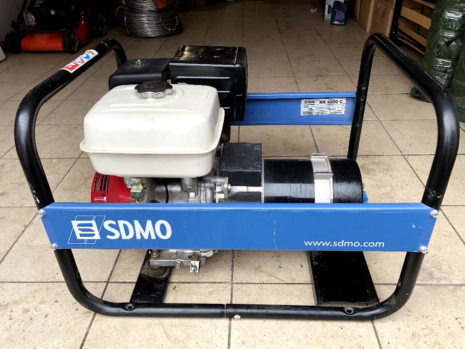 Генератор Sdmo 4000 С