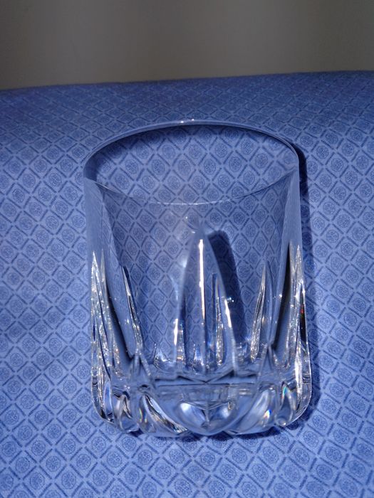 6 copos de whisky  em Cristal Darques