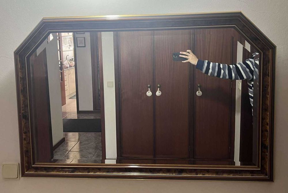 Sapateira/Móvel e Espelho (excelente estado)