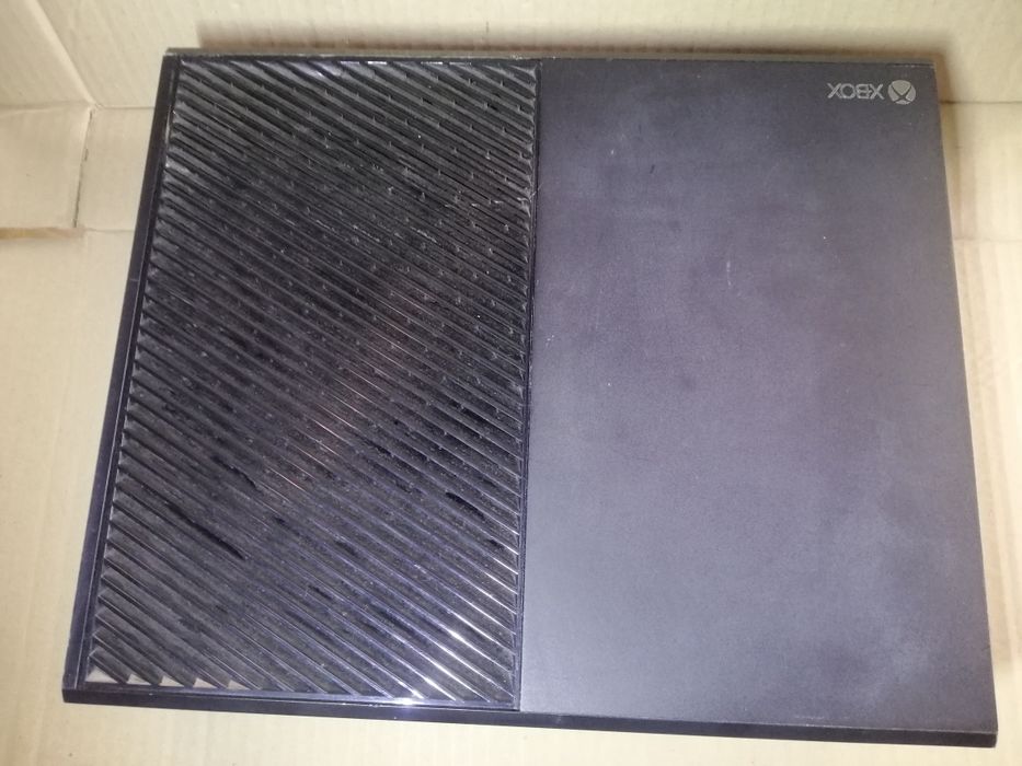 Ігрова консоль Microsoft Xbox One   model 1540 "