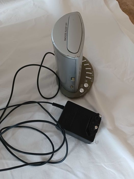 Radio/Relogio de Cabeceira Sony