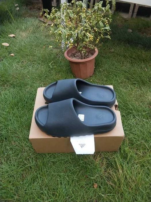 adidas Yeezy Slide Onyx  R.46