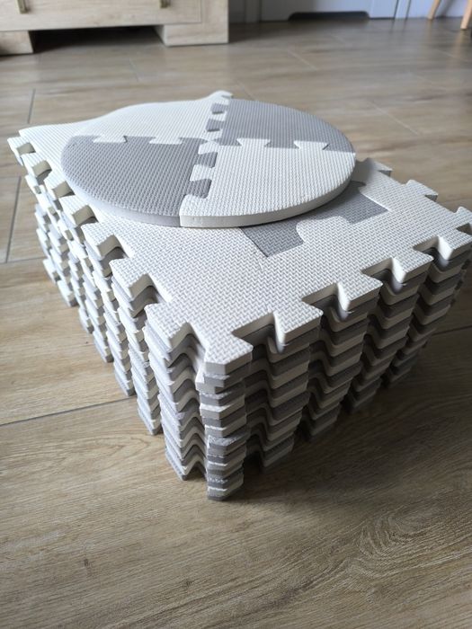 Puzzle piankowe duże i inne rzeczy