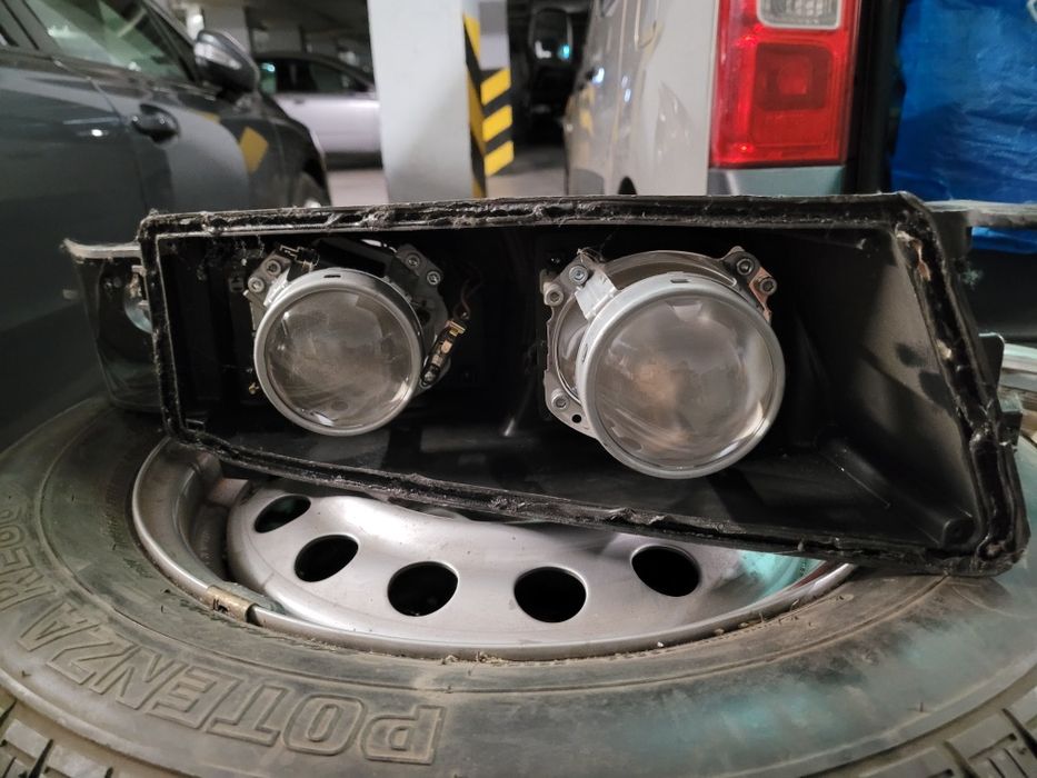 Reflektory Mitsubishi Galant