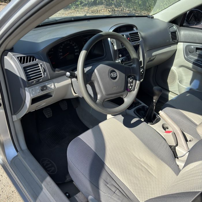 Kia Cerato 1 2005