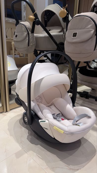 Автокрісло cybex
