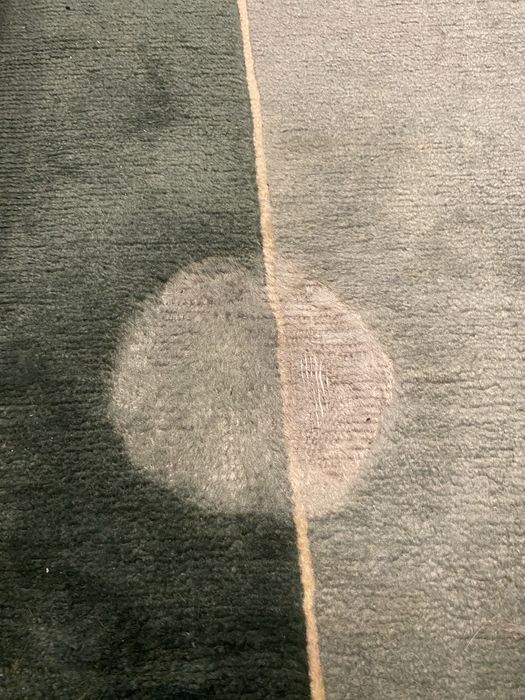 Dywan wełniany z drobną wadą