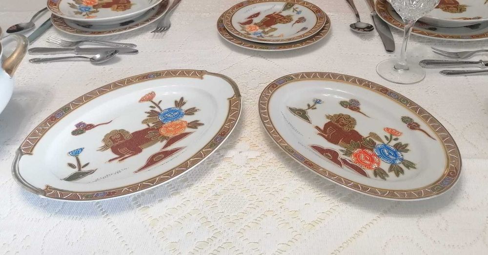 Louça japonesa - serviço 30 peças em porcelana asiática