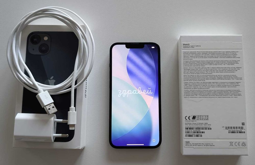 iPhone 13 Midnight 128 gb + 7 etui GRATIS