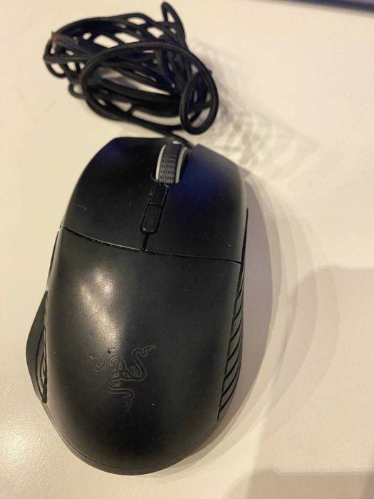 Myszka Razer basilisk V1