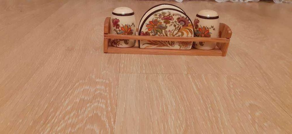 Набор  для специй на  кухню