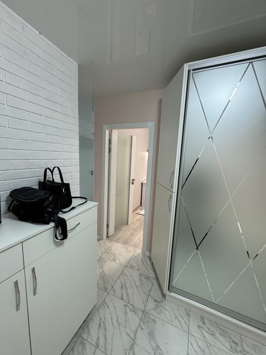 Сдам долгосрочно 2 комн квартиру на Алексеевке