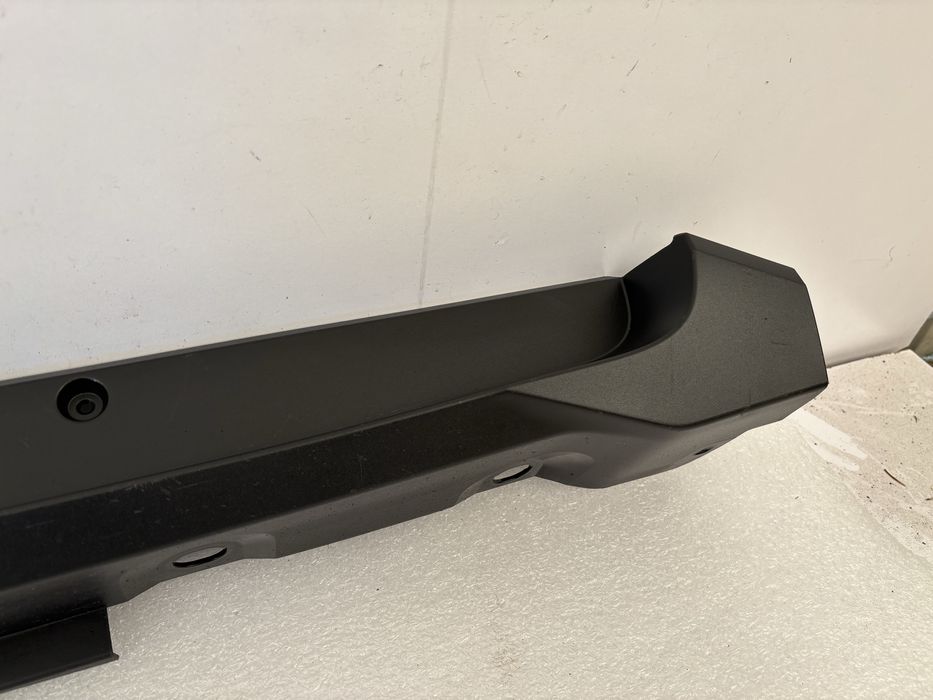 Toyota CHR C-HR I 1 16- listwa progowa prawa nakładka na próg prawy