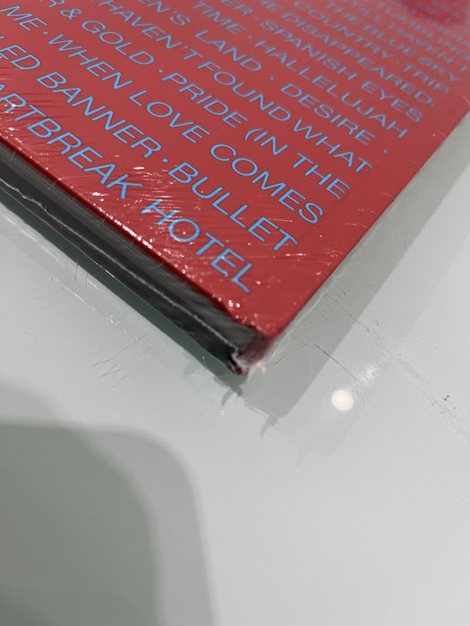 Livro - U2 The Complete Lyrics 79-88 | Vol. 1 Lumiar • OLX.pt