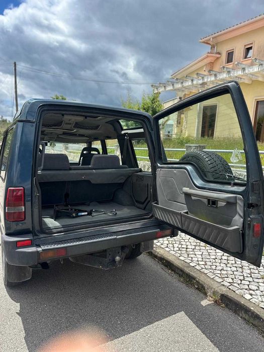 Vendo jipe Land Rover DISCOVERY 300TDI | 7 lugares.