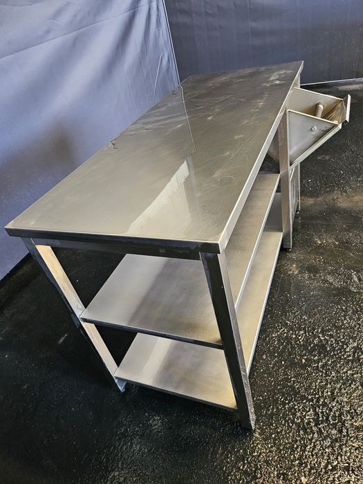 Bancada em inox com bate-borras